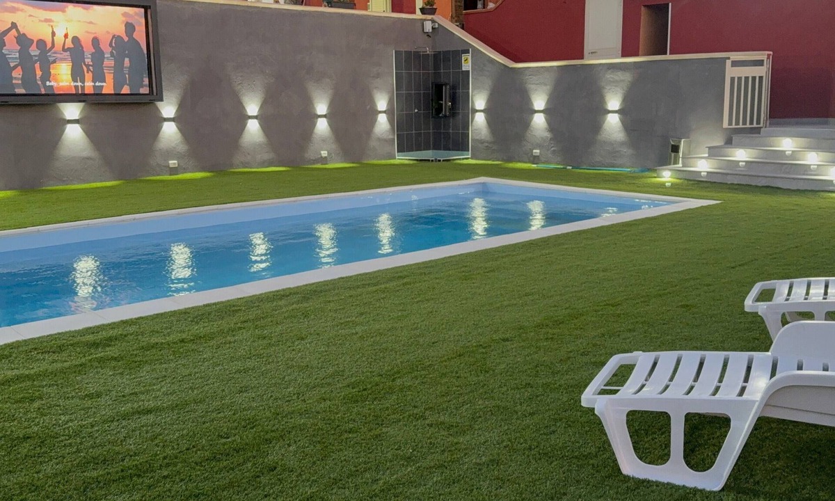 Licata Apartment | Villa "Nicolai - Ground Floor" with Mountain View, Shared Garden and Pool