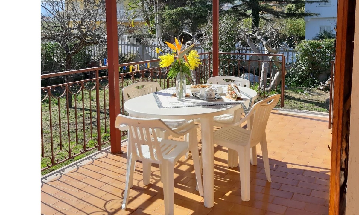 Isca Marina Apartment | Villa Nicole: Bright Apartment