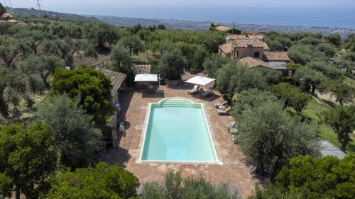 Collesano Villa | Villa Passulunara 14 by Massimo Villas