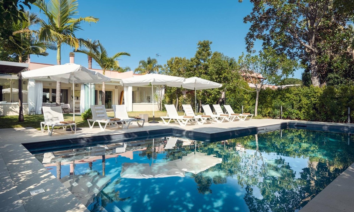 Tonnarella Villa | Villa Portorosa with large garden and private heated pool