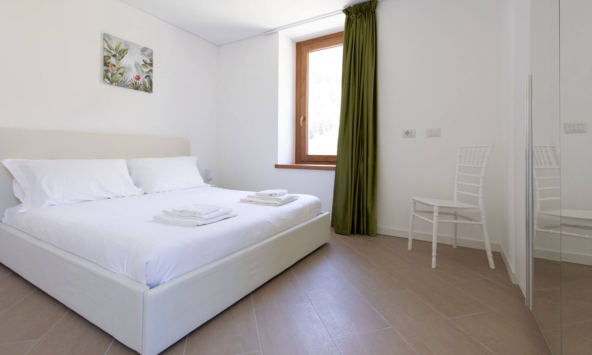 Tola Apartment | Villa Tola - Verde - One Bedroom Apartment, Sleeps 3