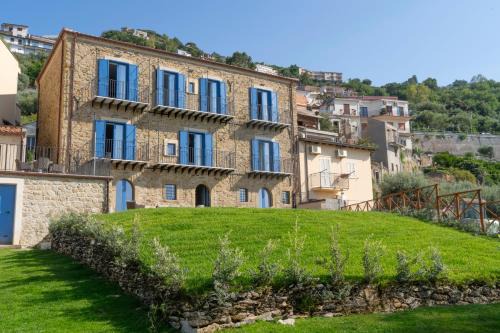 Capo d'Orlando House | Villa Vincenza Deluxe Rooms