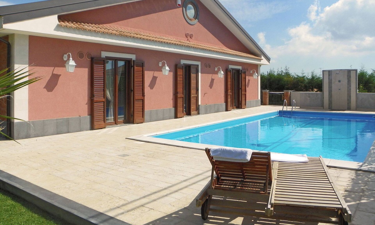 Nicolosi Villa | VILLA VITTORIA - HOUSE FOR HOLIDAYS
