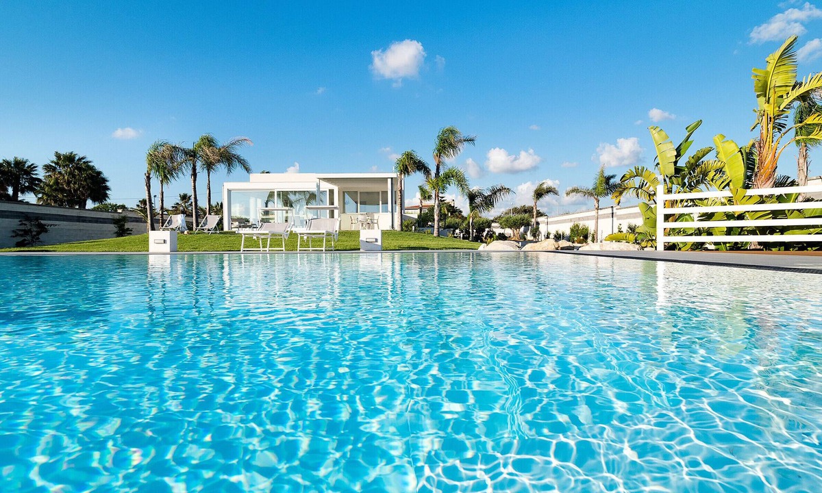 Marsala Villa | Villa with private pool, 300 metres from beach - DiCasaInSicilia