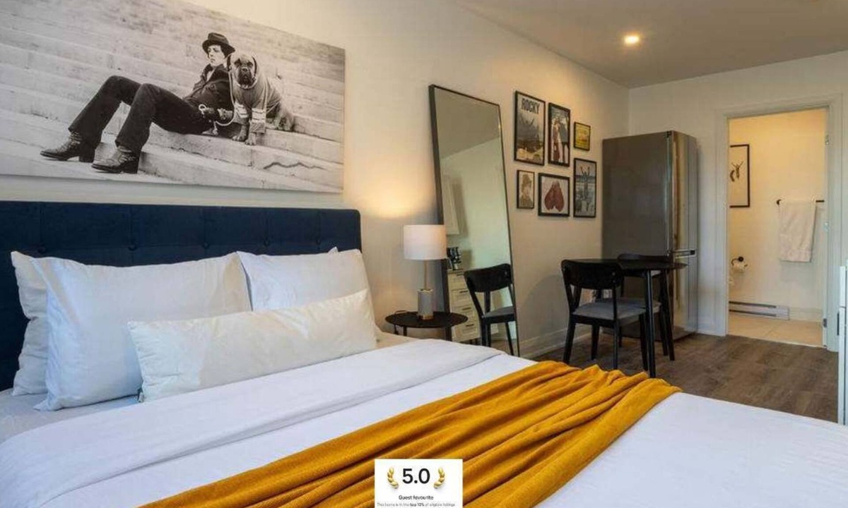 Latin Quarter House | Ville-Marie Vibe – Modern Downtown Studio
