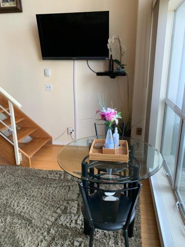 Downtown Vancouver Hotel | walkable to MAJOR INTERNATIONAL SPORTING EVENT-BC place of vancouver downtown best suite