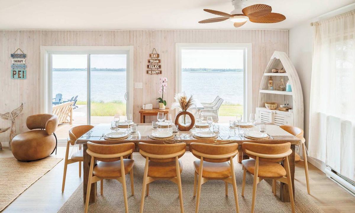 Corran Ban House | Waterfront Cottage with Pool, 20 min from town