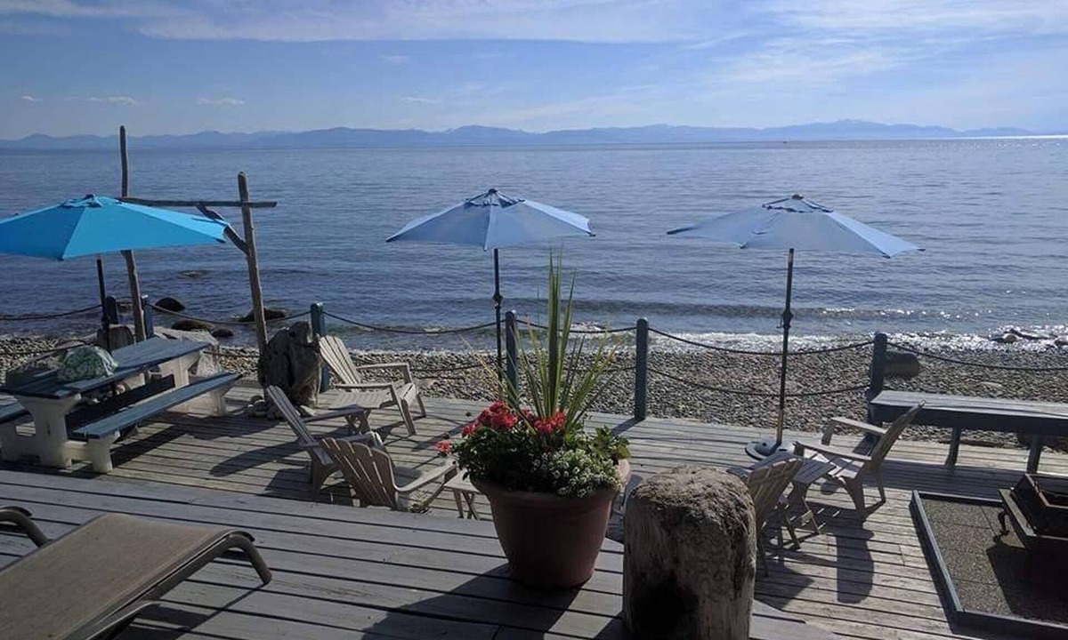 Davis Bay House | Waterfront, Hot Tub, Private Beach, Views, Huge Deck