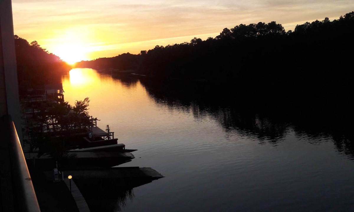 Socastee Condo | Waterway front 2-BR 2 bath condo Boat Ramp & Dock Tennis, Pool Myrtle Beach