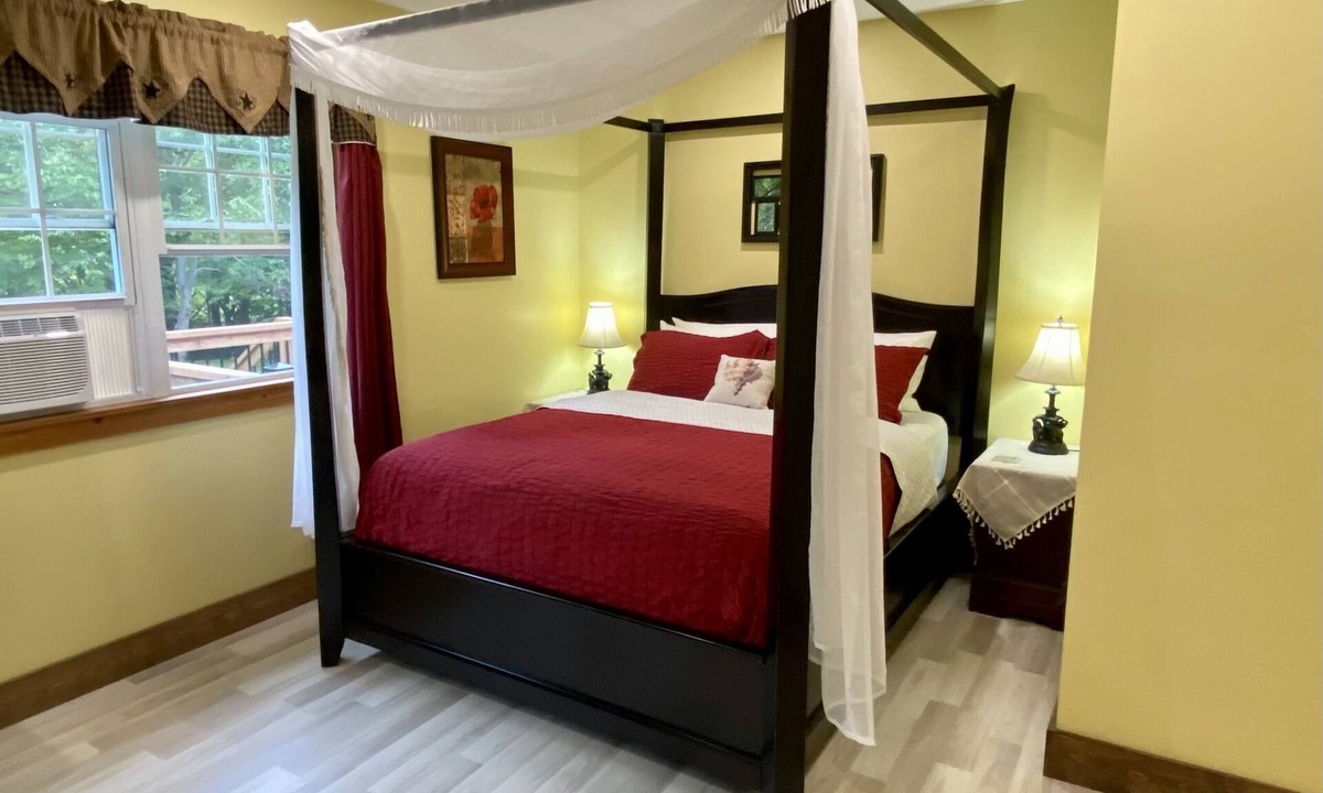 Annapolis County Bed & Breakfast | Whispering Birch Bed and Breakfast