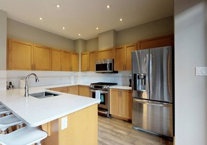 3.5BR Townhome | Hot Tub | Serene Location | Golf Course