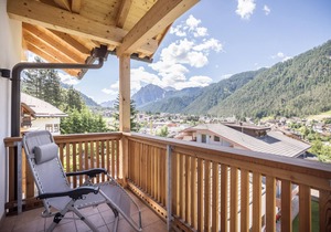 Apartment "Set Residenz Bun Sté" with Mountain View, Sauna & Balcony