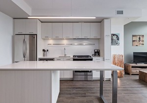 Corporate Stays - Sophisticated 1BR Urban Getaway with Modern Comfort and Style