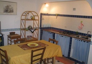flat 'Alba6' with private parking space
