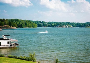 Waterview Studio with Private Porch #10 at Long Cove Resort