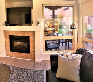 Lakeshore Villas 
