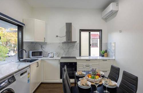 East Brisbane House | 180 m² House ∙ 3 bedrooms ∙ 6 guests