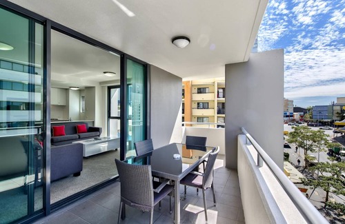 Spring Hill Apartment | 78 m² Serviced apartment ∙ 127 guests