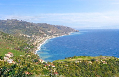 Calatabiano Apartment | 1 bedroom accommodation in Calatabiano