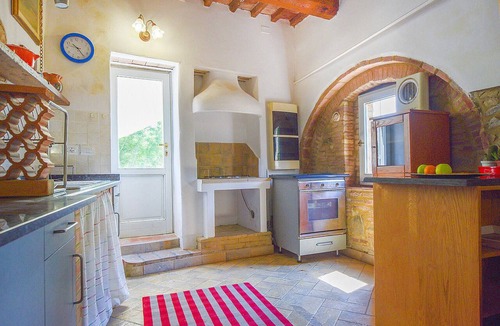 Terricciola Apartment | 1 bedroom amazing apartment in Chianni