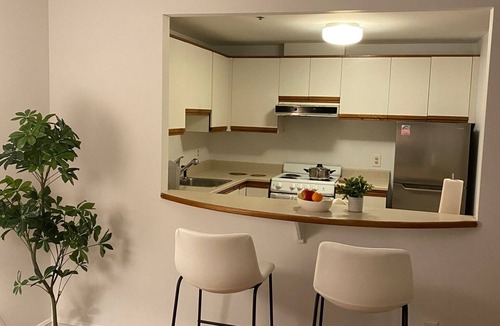 Downtown Halifax Condo | 1 bedroom downtown condo right beside to waterfront, pet friendly