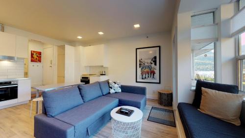 Blueberry Hill House | 1BR and Sofabed at Whistler on the Lake, Lakefront, Serene Setting, Wood Burning Fireplace