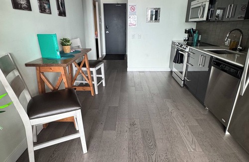 Downtown Winnipeg Apartment | 2 bed downtown across jets arena king bed wifi