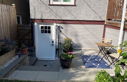 West Point Grey House | 2 Bed Garden Suite, near UBC, 15 mins from Downtown
