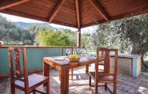 Altavilla Milicia House | 2 Bedroom Awesome Home In Altavilla Milicia