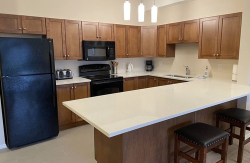 Quail Ridge Condo | 2 Bedroom Resort Condo w/Outdoor Pool - Top Floor!