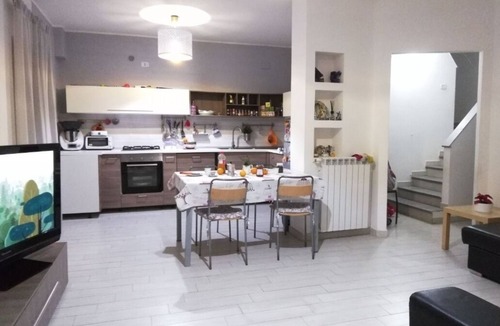 Viagrande Villa | 2 Bedroom Villa in Monterosso