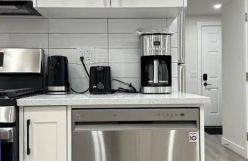 Calgary Apartment | 2 BR Cozy walk-out basement with EV charging
