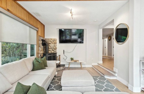 Bridlewood House | 2BR Basement Suite| 3 Beds + Sofa bed