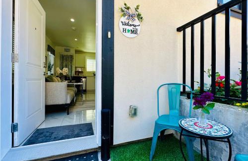Vancouver South House | 2BR Laneway Suite - Oakridge - Free Parking & Pets Welcome