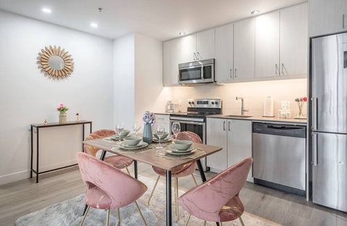 Cite Multimedia Apartment | 2BR - Square Victoria