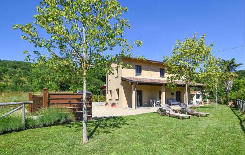 Pieve di Chio House | 3 Bedroom Cozy Home In Palazzo Del Pero