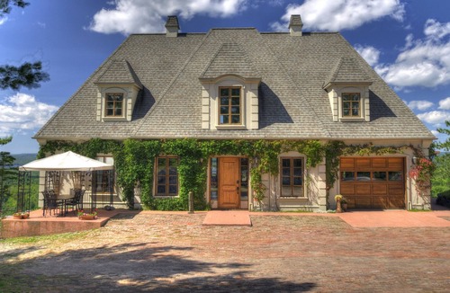 Saint-Denis-de-Brompton Ski Chalet | 30 persons in the nature, luxury domaine