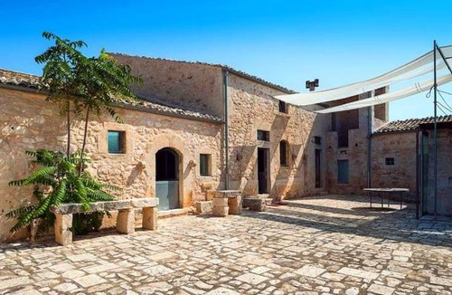 Ragusa House | 300 m² House ∙ 6 bedrooms ∙ 11 guests