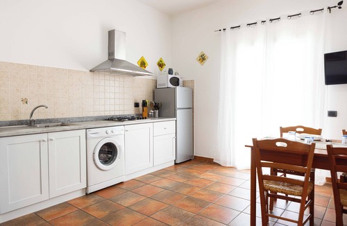 Alcamo Marina Villa | 🏡 37 beds less than 200 meters from the sea ⛱️