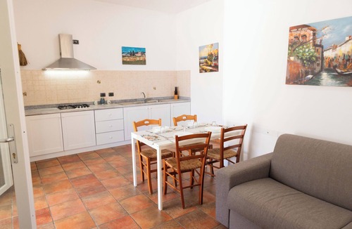 Alcamo Marina Villa | 🏡 37 beds less than 200 meters from the sea ⛱️