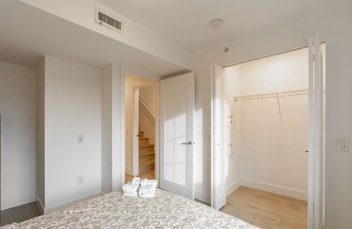 Richmond City Centre House | 3BDR & 2.5Bathroom | 1000 sq.ft | NEW Townhouse | Richmond Center