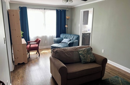 Hickory Apartment | 3br/2ba APT, sleeps 7, comfortable and spacious for whole family to spread out