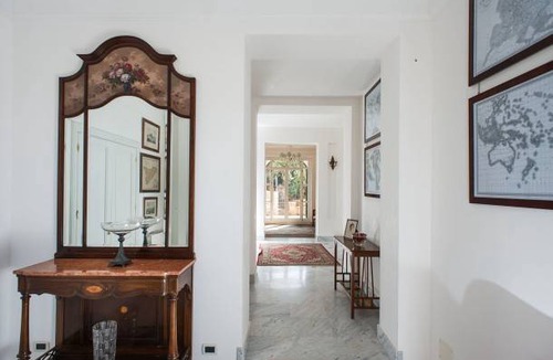 Paceco Villa | 400 m² Villa ∙ 5 bedrooms ∙ 8 guests