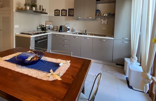 San Vincenzo Apartment | 5 beds, central area - Ref. Ferra