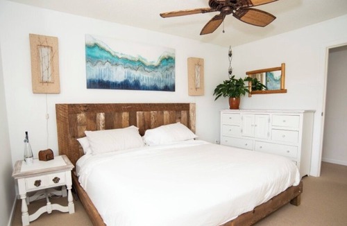 Lower Mission House | 5 min to beach. Entire House. Lower Mission