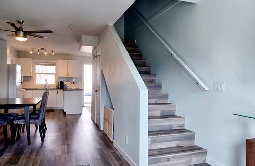 Westbank House | 5 minutes to central Westbank