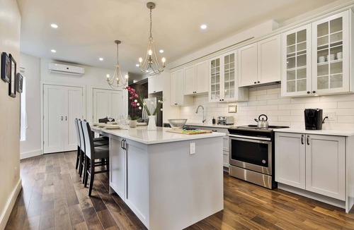 Mile End Apartment | 5283- 3Bedrooms +Sof