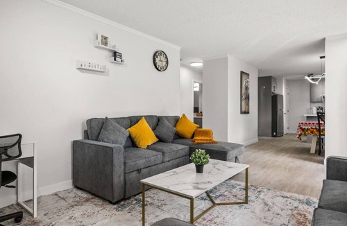 Southeast Calgary House | 5BR Home, 2 Kitchen, 2 Living, 2 Laundries Huge Yard Front & Back
