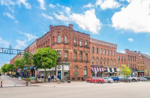 Charlottetown House | 67 - Walking distance to downtown