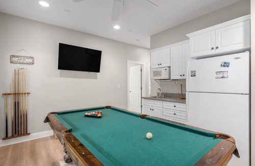 Ocean Hill House | 6min walk2beach OBX 7BedRm HeatedPool Pet Friendly Hot tub